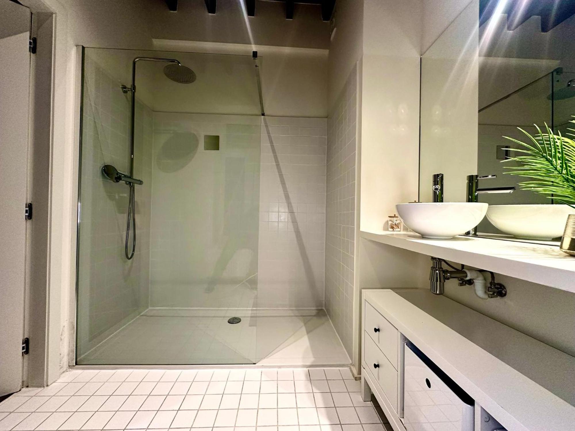 Luxury Suites Princess By Rikas Hotels Amberes Exterior foto
