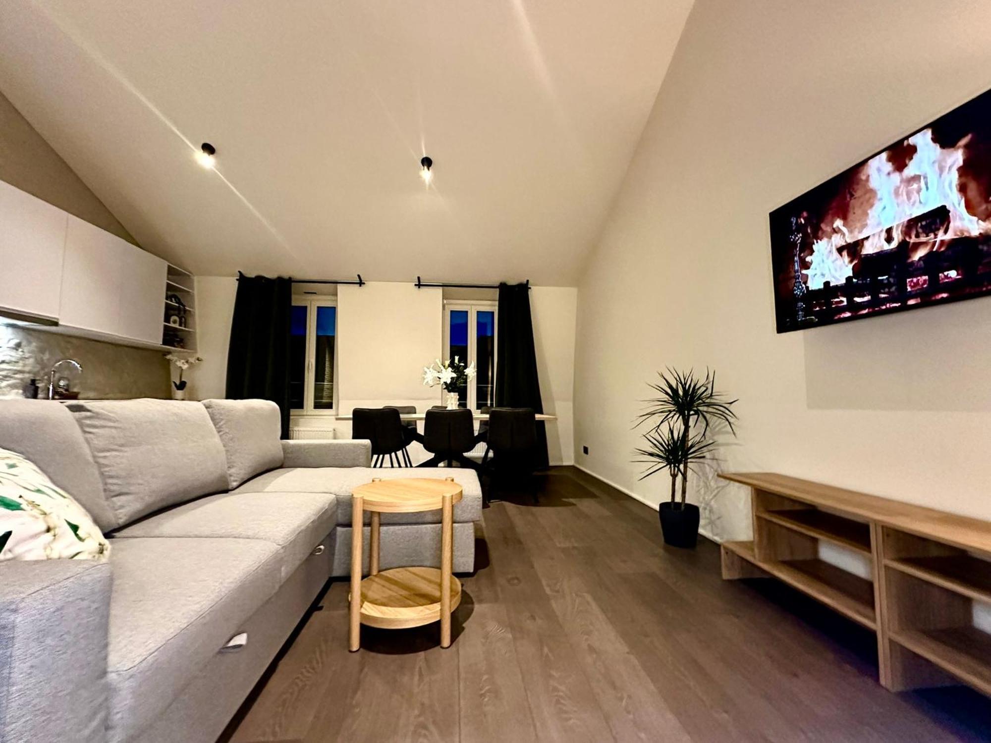 Luxury Suites Princess By Rikas Hotels Amberes Exterior foto