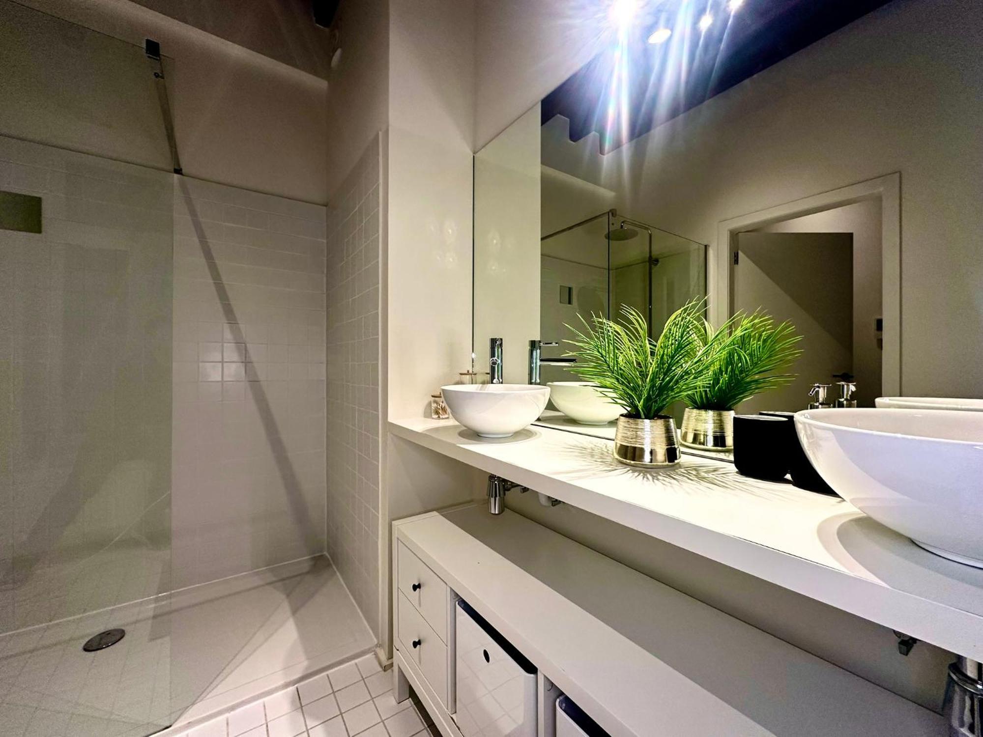 Luxury Suites Princess By Rikas Hotels Amberes Exterior foto