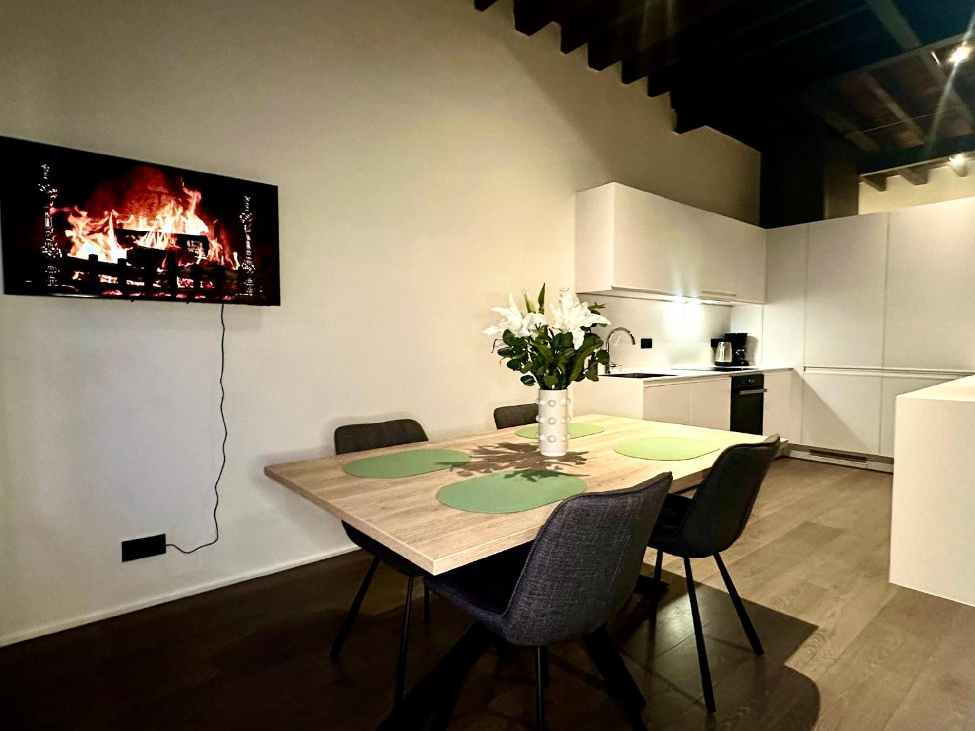 Luxury Suites Princess By Rikas Hotels Amberes Exterior foto
