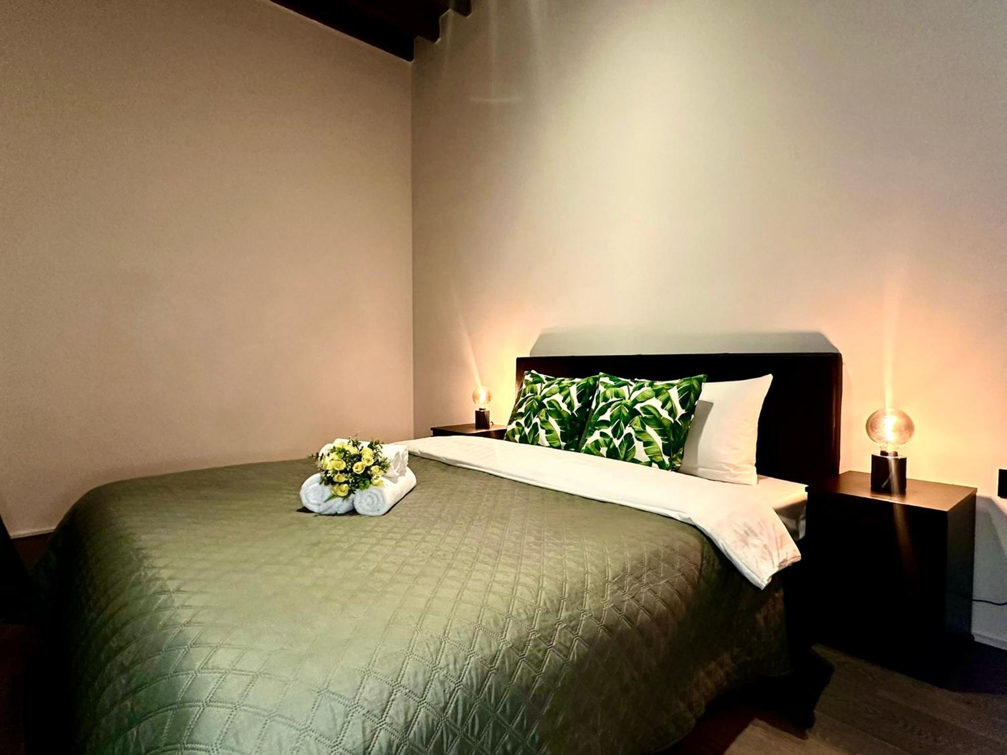 Luxury Suites Princess By Rikas Hotels Amberes Exterior foto